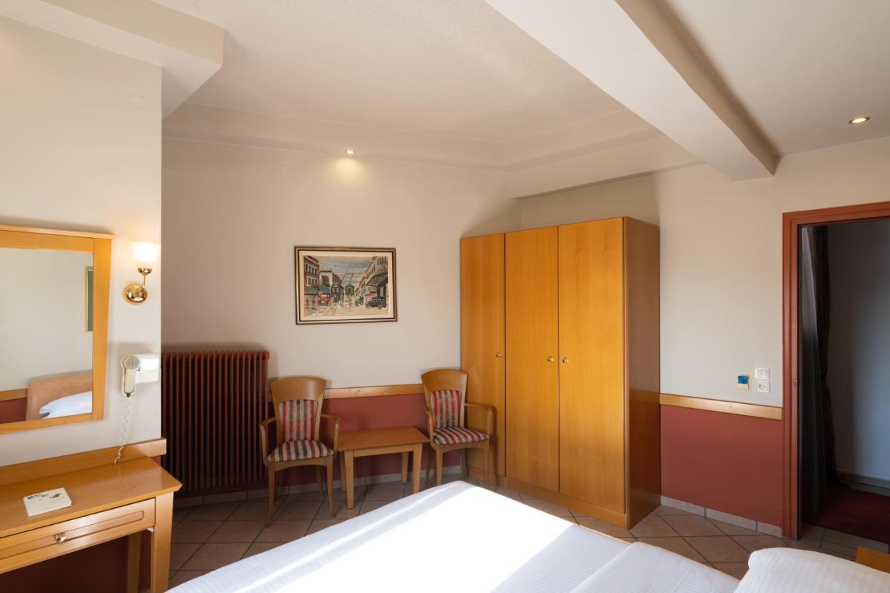 Hotel Ntinas Tríkala Kültér fotó