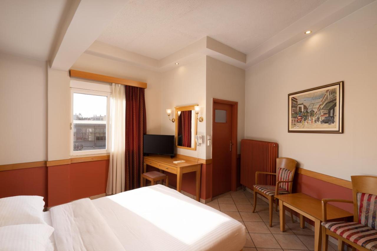 Hotel Ntinas Tríkala Kültér fotó